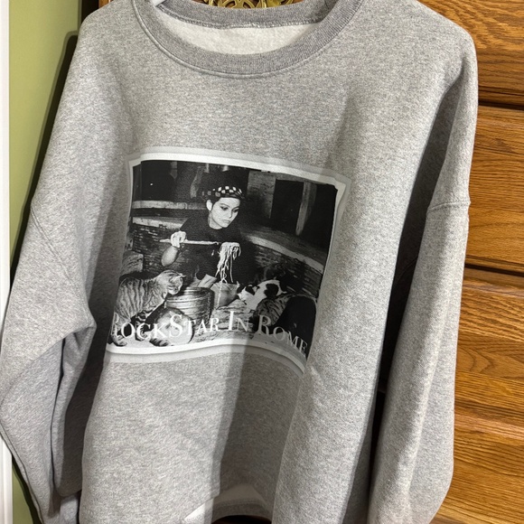 Rockstar in Rome sweatshirt - Picture 1 of 2